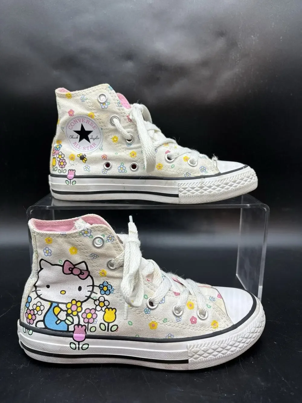Hello Kitty Converse All Star Chuck Taylor Junior Size 12 Rare High tops Floral